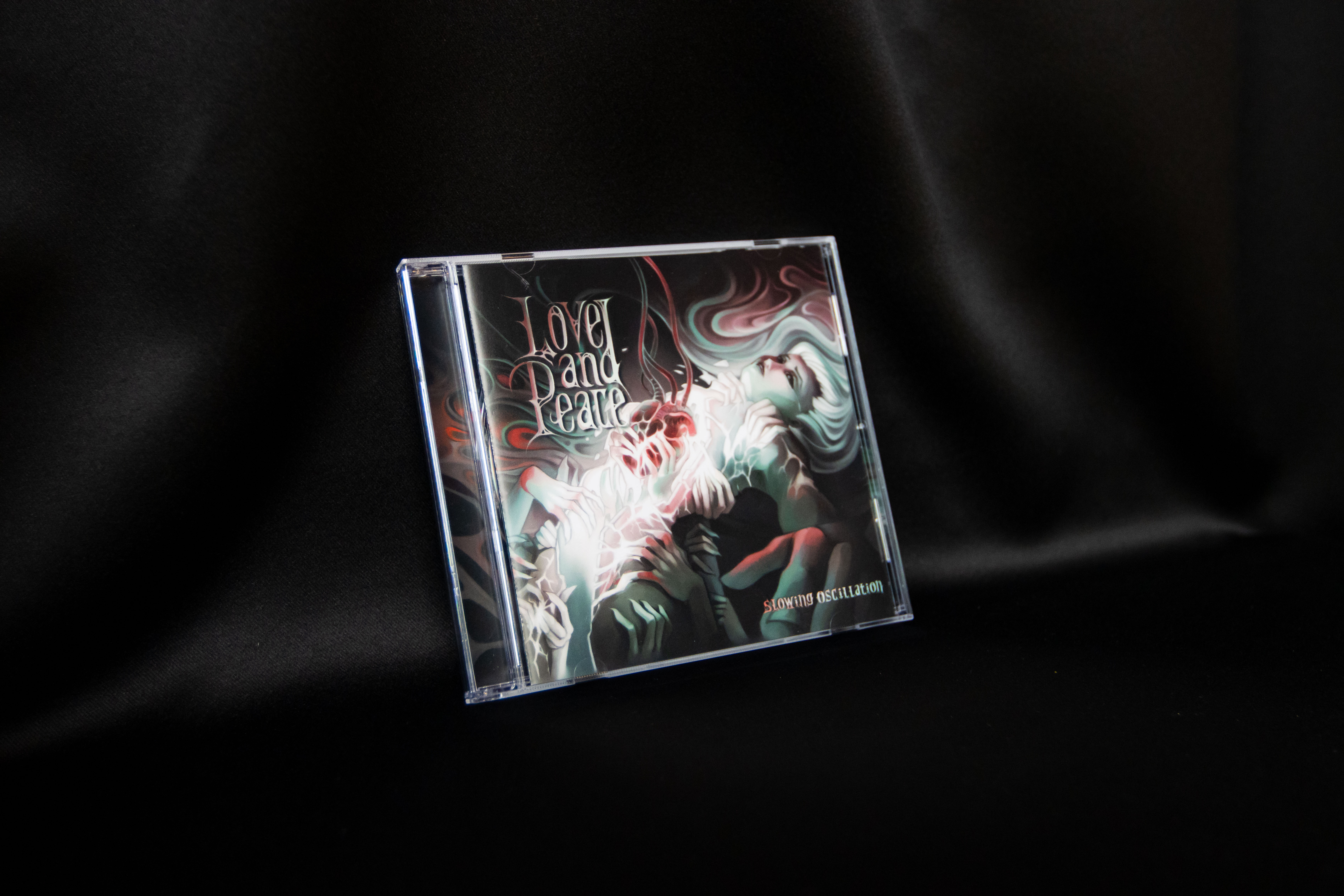 Love and Peace EP 實體專輯 1